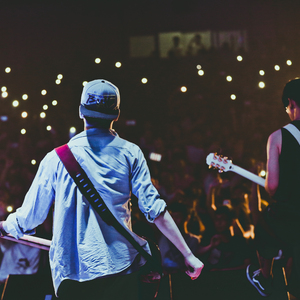 秋霞影院鲁丝片
